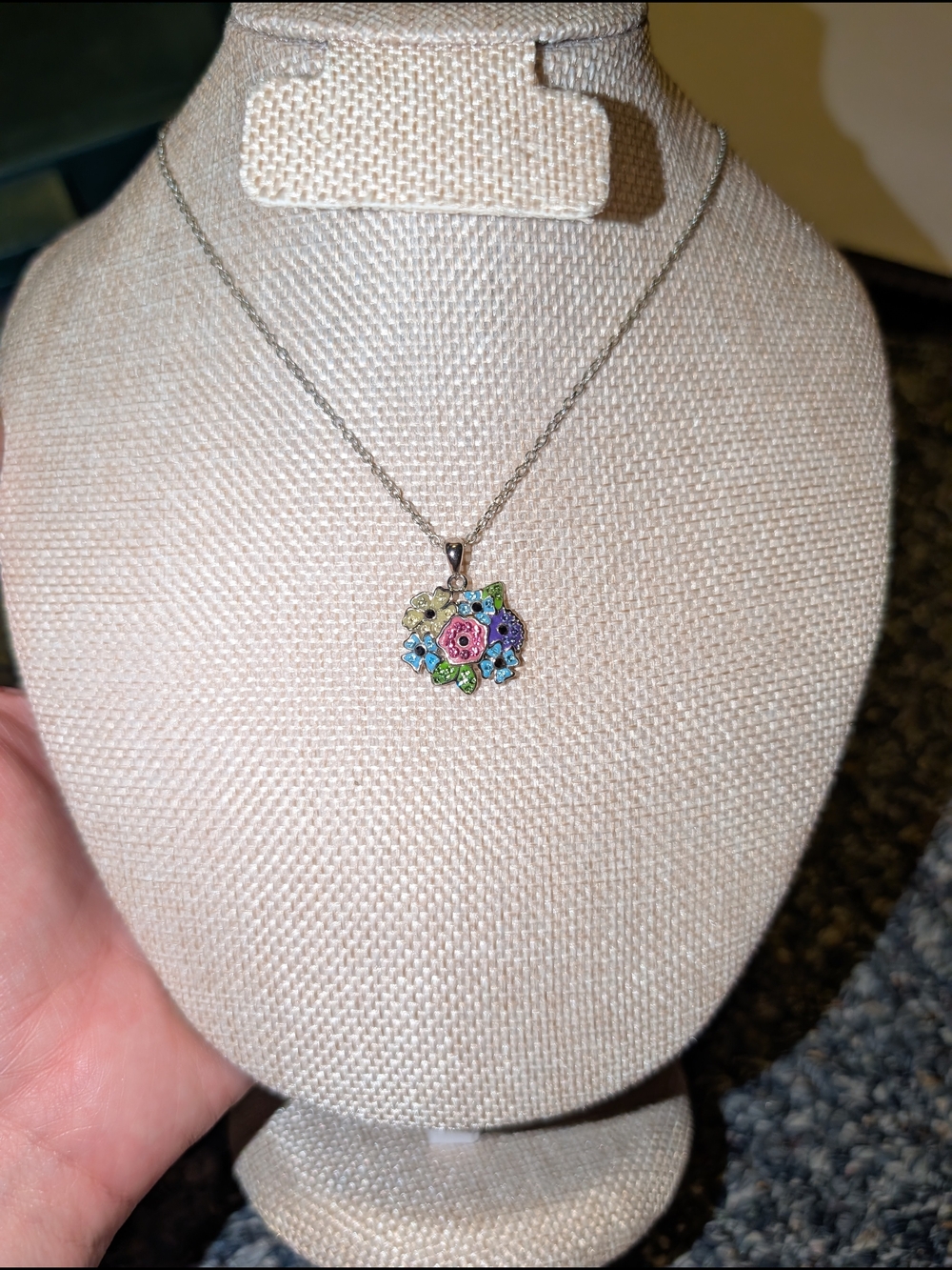 Silver Multicolor Floral Pendant Necklace